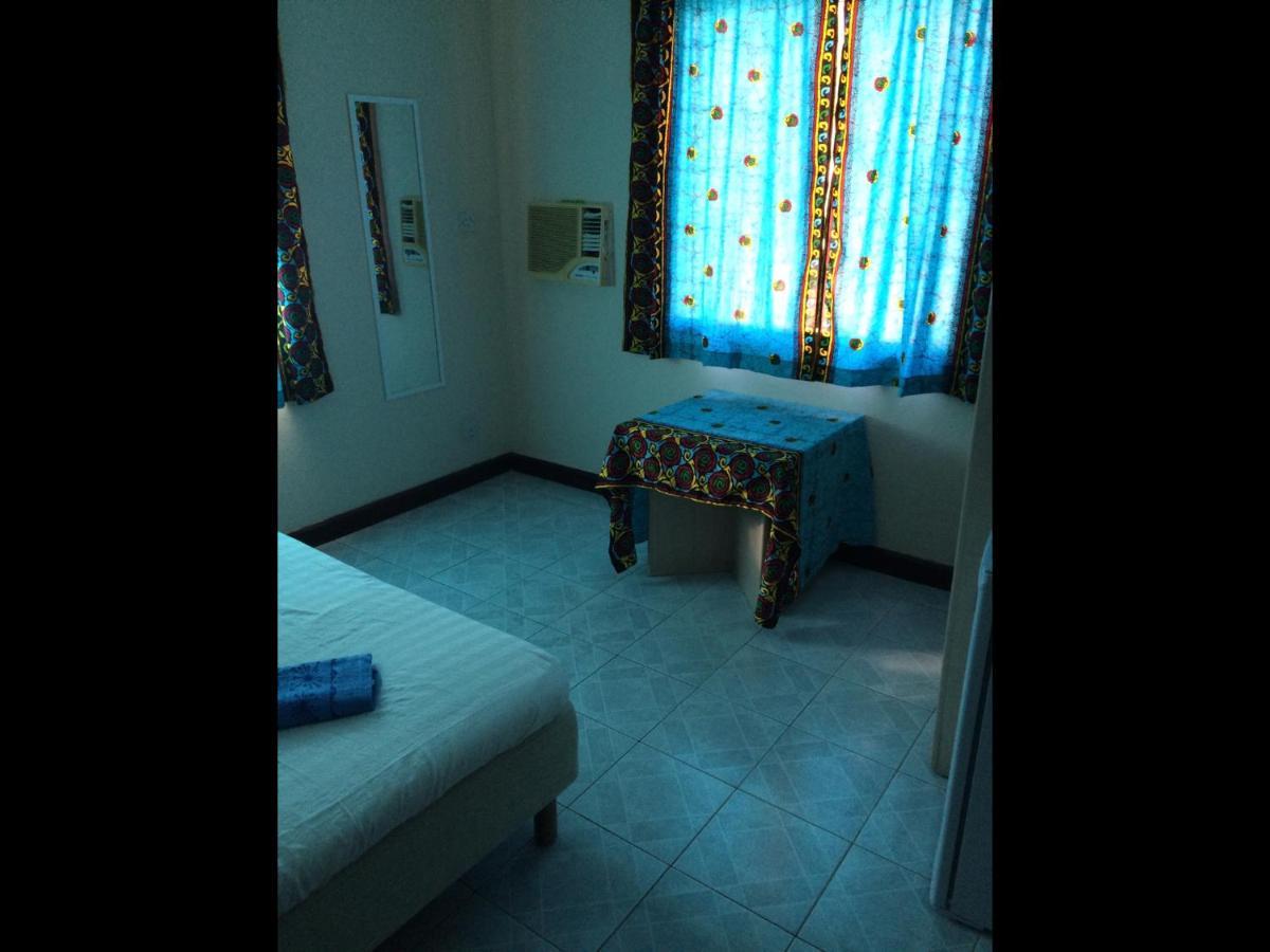 Anns Guesthouse Bakaugambia 外观 照片