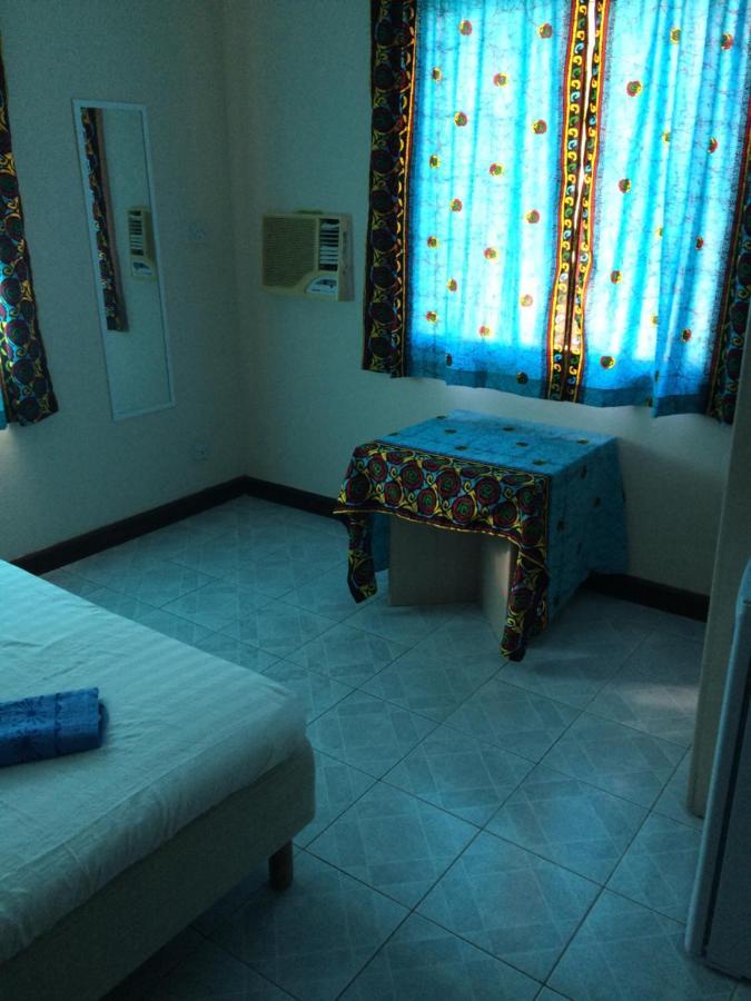 Anns Guesthouse Bakaugambia 外观 照片